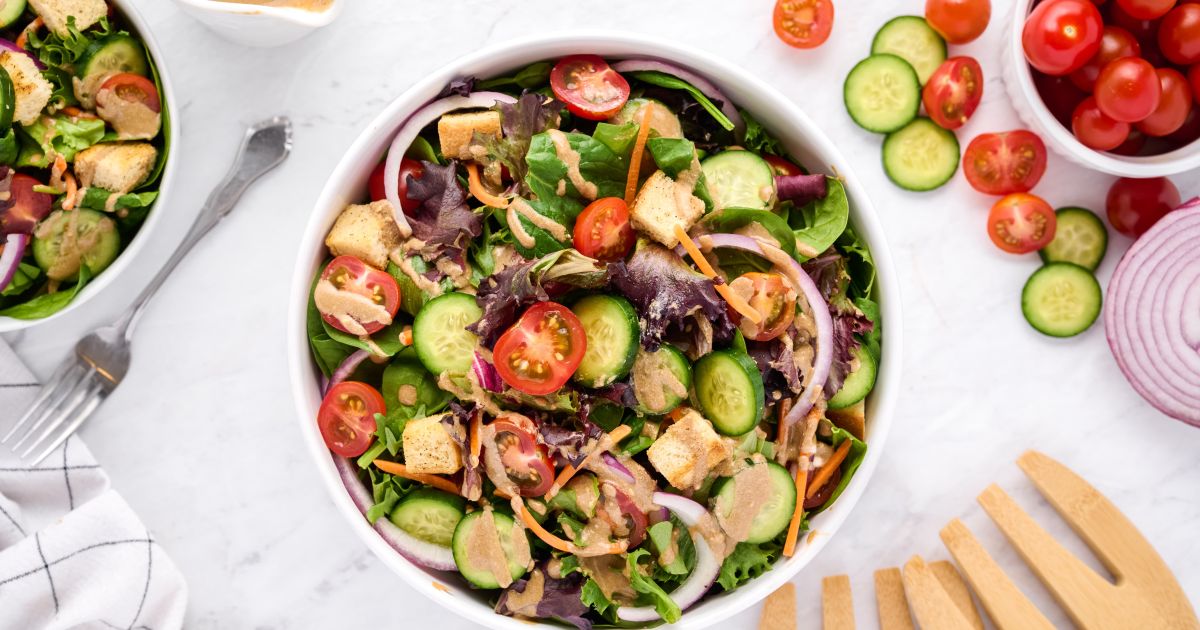 Easy & Healthy Spring Mix Salads for Quick Refreshing Meals